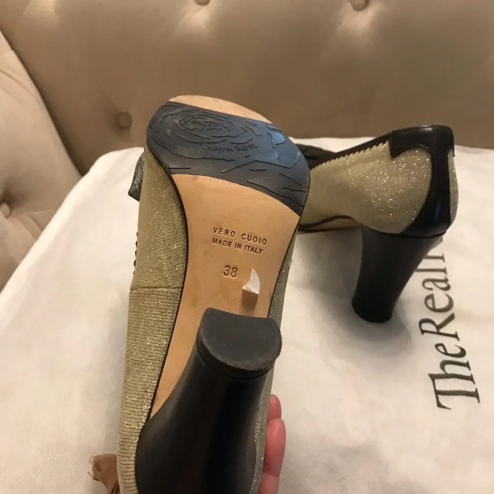 Taryn Rose shoes size 38 NEW
